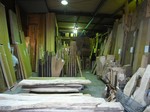 材木屋の倉庫