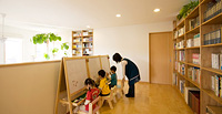 子供と遊ぶ三世帯住宅 静岡県裾野市