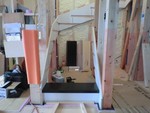 一段目から踏み板と蹴込み板を入れていきます。