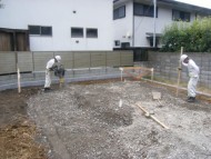 転圧は3回。時間がかかります。